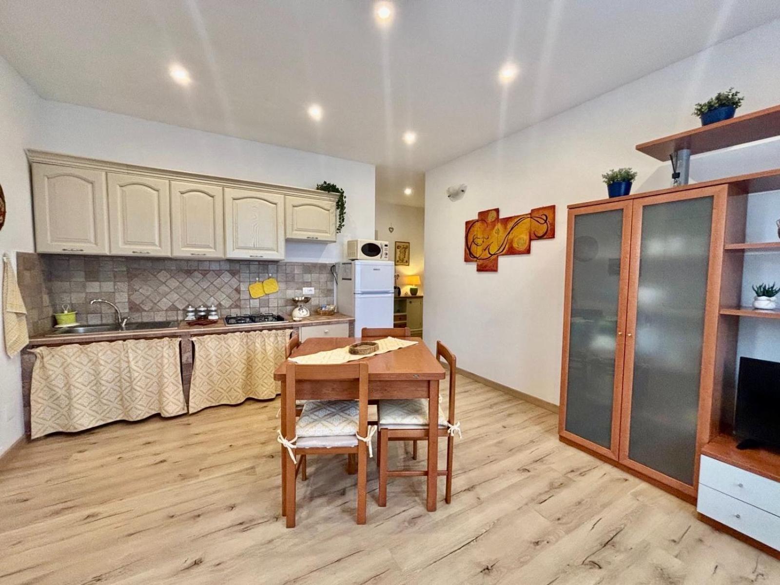 Bouganville Olmedo Bagian luar foto