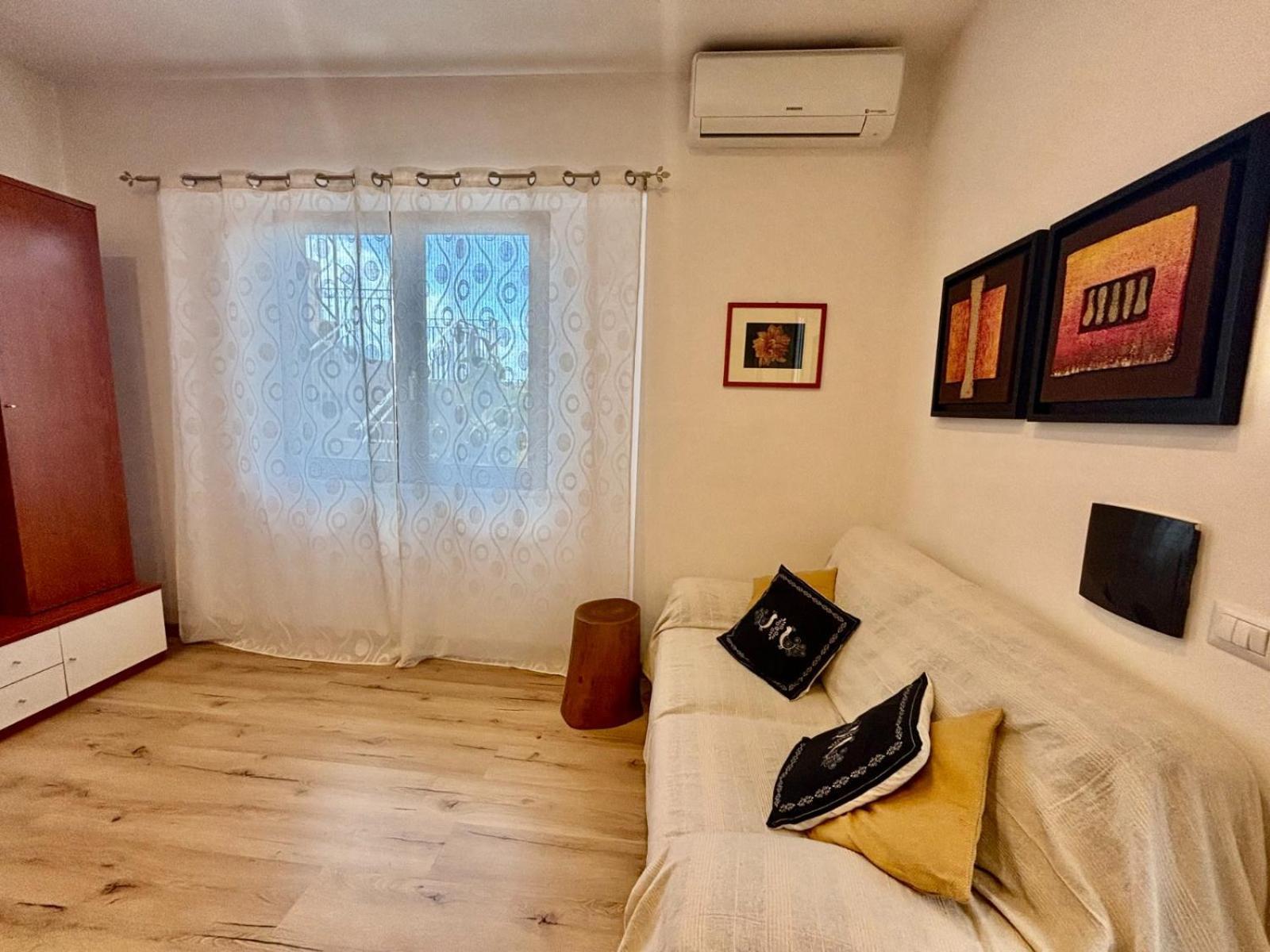 Bouganville Olmedo Bagian luar foto
